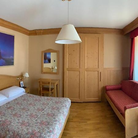 Albergo Garni Ajarnola Auronzo di Cadore Luaran gambar