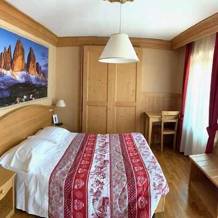 Albergo Garni Ajarnola Auronzo di Cadore Luaran gambar