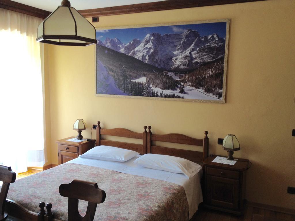 Albergo Garni Ajarnola Auronzo di Cadore Bilik gambar