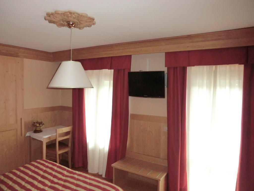 Albergo Garni Ajarnola Auronzo di Cadore Bilik gambar