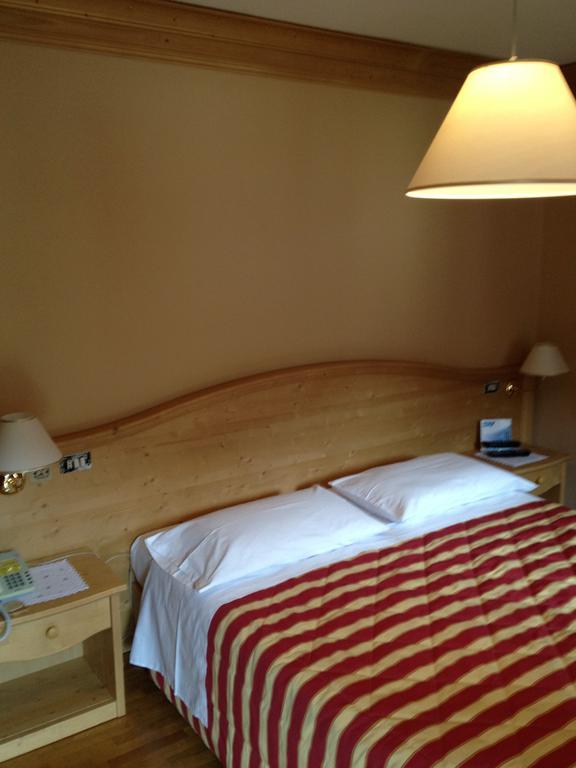 Albergo Garni Ajarnola Auronzo di Cadore Luaran gambar