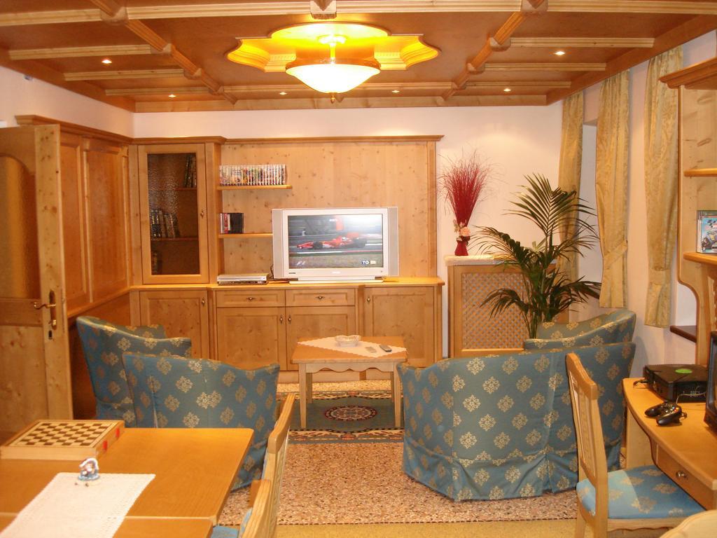Albergo Garni Ajarnola Auronzo di Cadore Luaran gambar